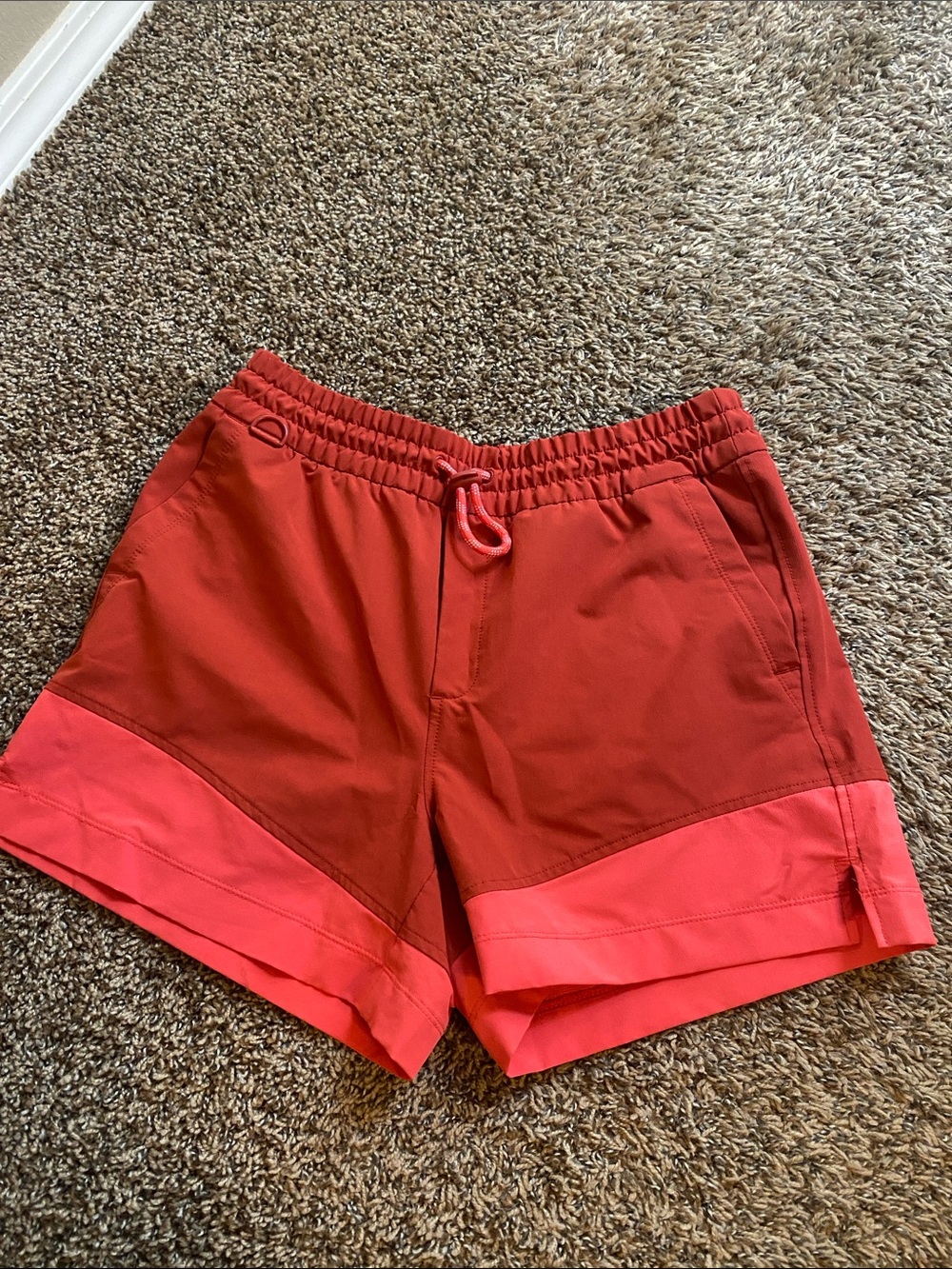 Two-Tone Red Active Drawstring Shorts
